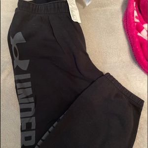 Womens capri under armour pants